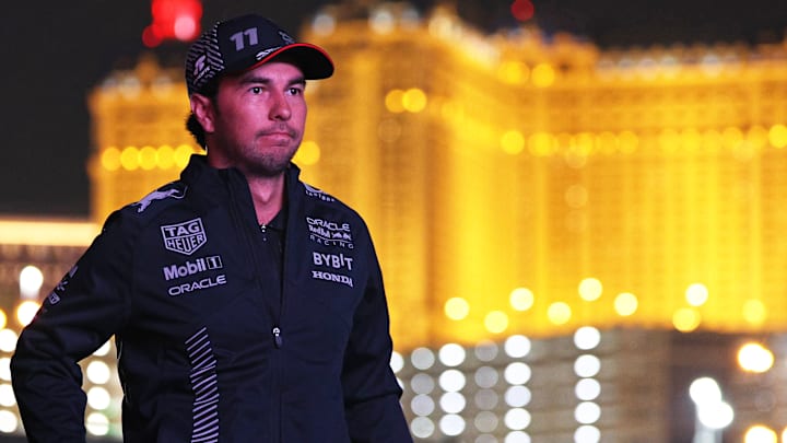 Sergio "Checo" Pérez comenzó la contienda con "Chicharito" Hernández en el Gran Premio de Las Vegas 2023