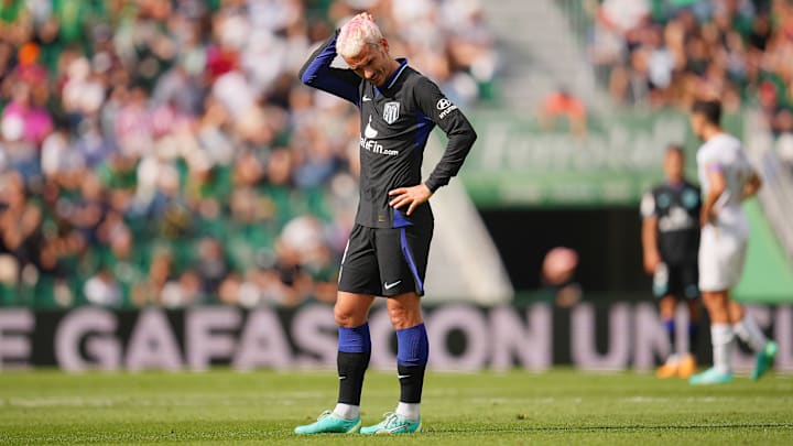 O Atlético de Madrid perdeu para o rebaixado Elche na rodada 34 da LaLiga.