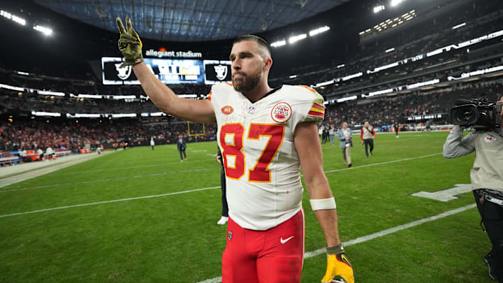 Nov 26, 2023; Paradise, Nevada, USA; Kansas City Chiefs tight end Travis Kelce (87) leaves the field