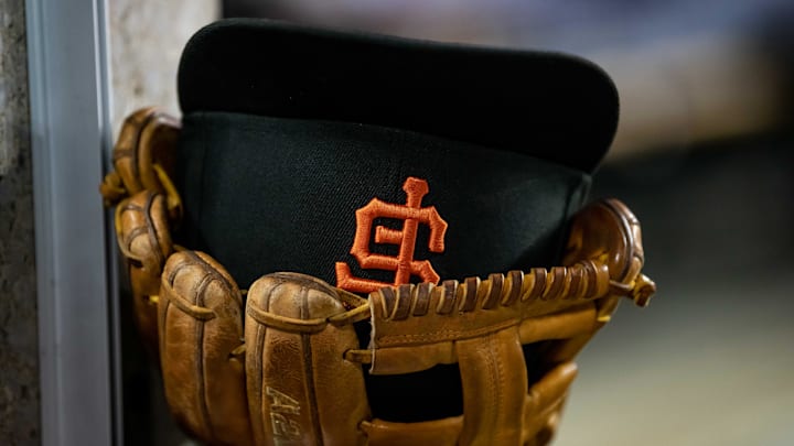 Aug 23, 2022; Detroit, Michigan, USA; The hat and glove of San Francisco Giants third baseman Evan Longoria (10) sits on the edge of the dugout steps during their game against the Detroit Tigers at Comerica Park. Mandatory Credit: Lon Horwedel-Imagn Images Aug 23, 2022; Detroit, Michigan, USA; The hat and glove of San Francisco Giants third baseman Evan Longoria (10) sits on the edge of the dugout steps during their game against the Detroit Tigers at Comerica Park. Mandatory Credit: Lon Horwedel-Imagn Images