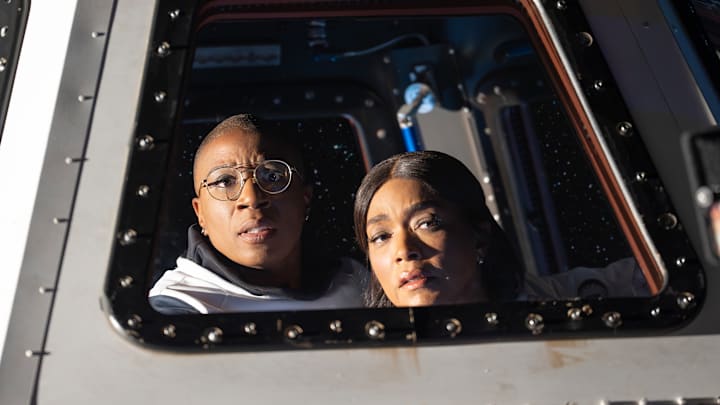 9-1-1 - “Reentry” - Disney/Christopher Willard
AISHA HINDS, ANGELA BASSETT 9-1-1 - “Reentry” - Disney/Christopher Willard
AISHA HINDS, ANGELA BASSETT