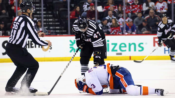 New York Islanders v New Jersey Devils