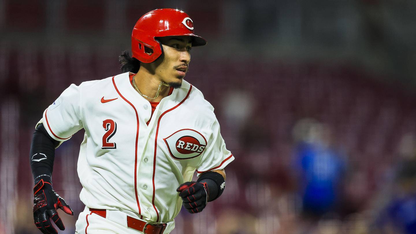 Reds’ Elly De La Cruz Injury Gives Former Mariners Prospect His Opening