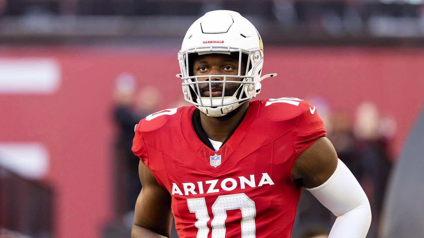 Cardinals Shouldn't Even Think About Josh Sweat Trade