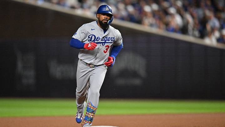 Aug 3, 2026; Chicago, Illinois, USA; Los Angeles Dodgers left fielder Teoscar Hernandez (37) rounds the bases after hitting a home run against the Chicago Cubs during the sixth inning at Wrigley Field. Mandatory Credit: Patrick Gorski-Imagn Images Aug 3, 2026; Chicago, Illinois, USA; Los Angeles Dodgers left fielder Teoscar Hernandez (37) rounds the bases after hitting a home run against the Chicago Cubs during the sixth inning at Wrigley Field. Mandatory Credit: Patrick Gorski-Imagn Images