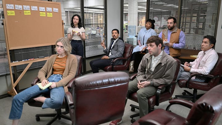 The Paper -- Episode 105 -- Pictured: (l-r) Chelsea Frei as Mare, Ramona Young as Nicole, Melvin Gregg as Detrick, Gbemisola Ikumelo as Adelola, Alex Edelman as Adam, Eric Rahill as Travis, Oscar Nunez as Oscar -- 