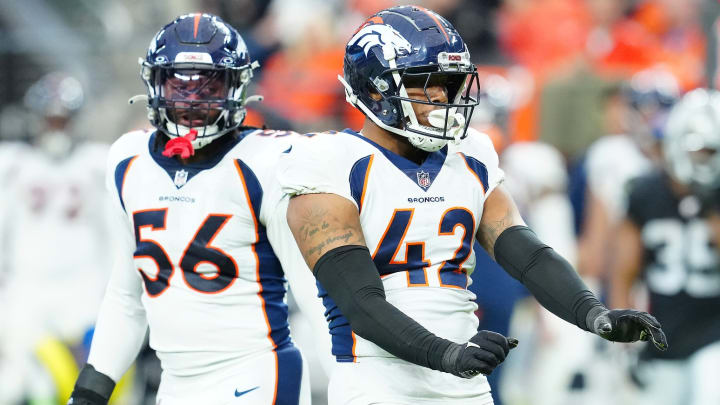 Denver Broncos linebacker Nik Bonitto (42) celebrates after getting a sack against the Las Vegas Raiders during the second quarter at Allegiant Stadium. 