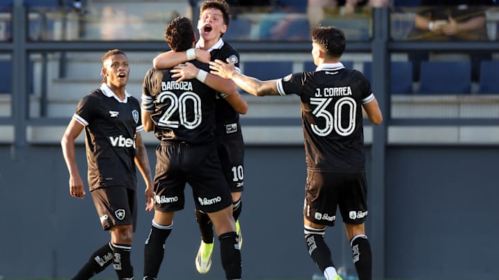 Botafogo vence o Bragantino e respira no Brasileirão 2026