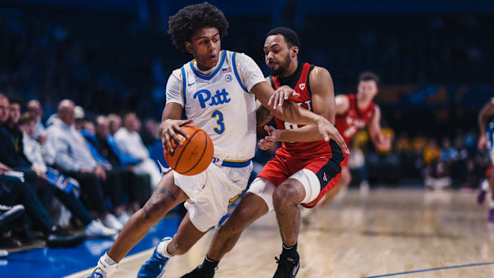 Pitt Panthers Guard Brandin "Beebah" Cummings Dribbles in the Season Opener Win over Youngstown State at the Petersen Events Center on Nov. 3, 2025