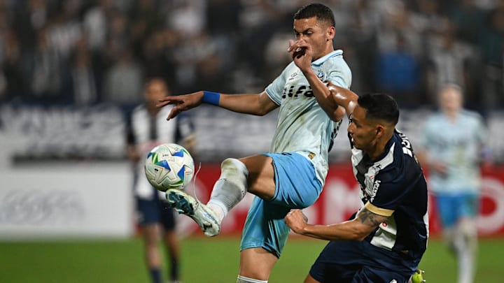 Alysson é o melhor da equipe nos últimos jogos Alysson é o melhor da equipe nos últimos jogos