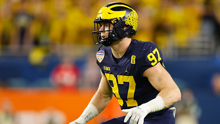 Hutchinson es considerado como una futura estrella de la NFL
