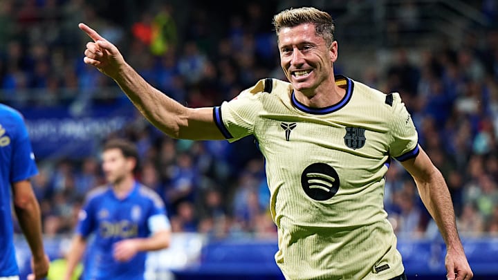 Lewandowski marcou o gol da virada do Barcelona em Oviedo 