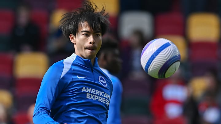 Kaoru Mitoma im Brighton-Shirt. Mehrere Klubs haben ihn auf dem Zettel.