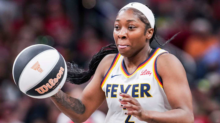 Indiana Fever guard Aari McDonald (2) takes the ball to the basket Tuesday, June 3, 2025, during a game between the Indiana Fever and the Washington Mystics at Gainbridge Fieldhouse in Indianapolis.