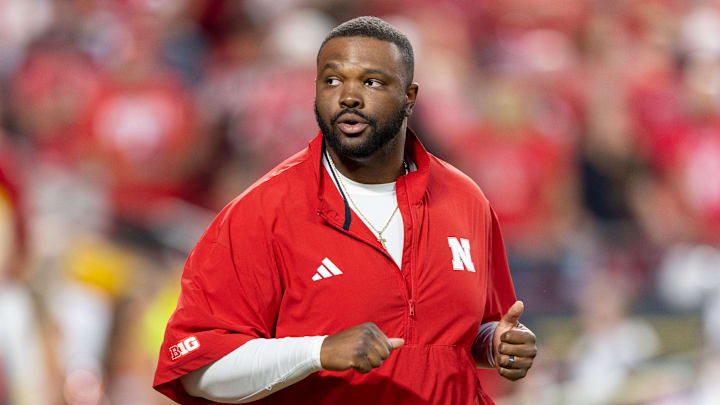 Terry Bradden coach the defensive line in Lincoln for one season. Terry Bradden coach the defensive line in Lincoln for one season.