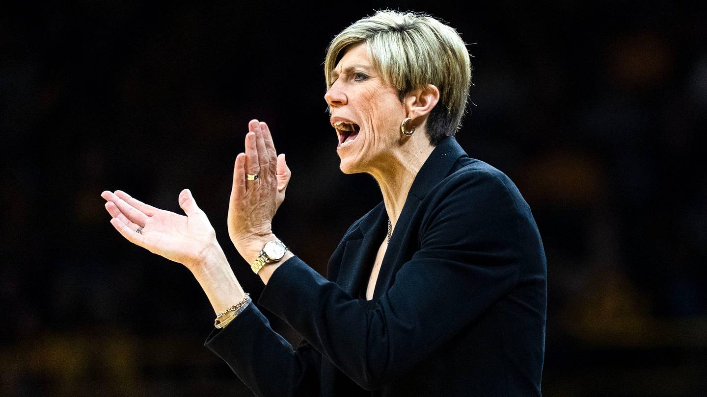 Iowa Women's Basketball Schedules Big SEC Opponent