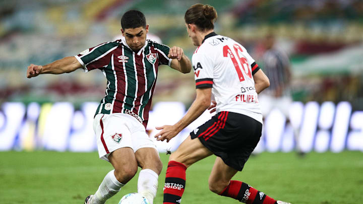 Meia-atacante voltou de empréstimo e foi pouco utilizado por Diniz Meia-atacante voltou de empréstimo e foi pouco utilizado por Diniz