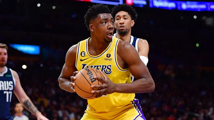 Jan 12, 2023; Los Angeles, California, USA; Los Angeles Lakers center Thomas Bryant (31) controls the ball against the Dallas Mavericks during the second half at Crypto.com Arena. Mandatory Credit: Gary A. Vasquez-Imagn Images