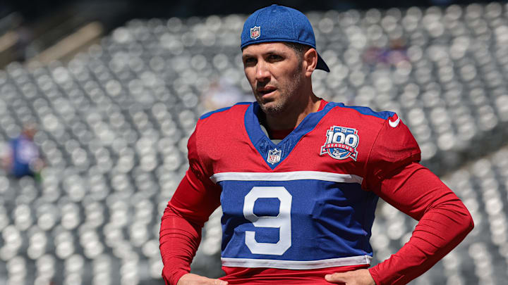 Sep 8, 2024; East Rutherford, New Jersey, USA; New York Giants place kicker Graham Gano (9) on the field before the game against the Minnesota Vikings at MetLife Stadium. Mandatory Credit: Vincent Carchietta-Imagn Images