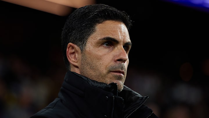 Mikel Arteta est le coach d 'Arsenal.