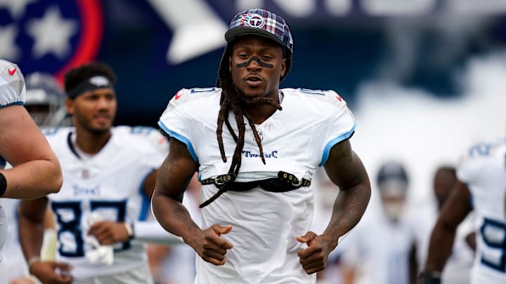 Tennessee Titans wide receiver DeAndre Hopkins heads to the field before a game against the New York Jets at Nissan Stadium.