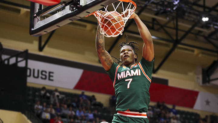 Nov 28, 2025; Kissimmee, FL, USA; Miami (FL) Hurricanes forward Shelton Henderson (7) dunks the ball against the Georgetown Hoyas in the second half during the ESPN Events Invitational at State Farm Field House. Mandatory Credit: Nathan Ray Seebeck-Imagn Images Nov 28, 2025; Kissimmee, FL, USA; Miami (FL) Hurricanes forward Shelton Henderson (7) dunks the ball against the Georgetown Hoyas in the second half during the ESPN Events Invitational at State Farm Field House. Mandatory Credit: Nathan Ray Seebeck-Imagn Images