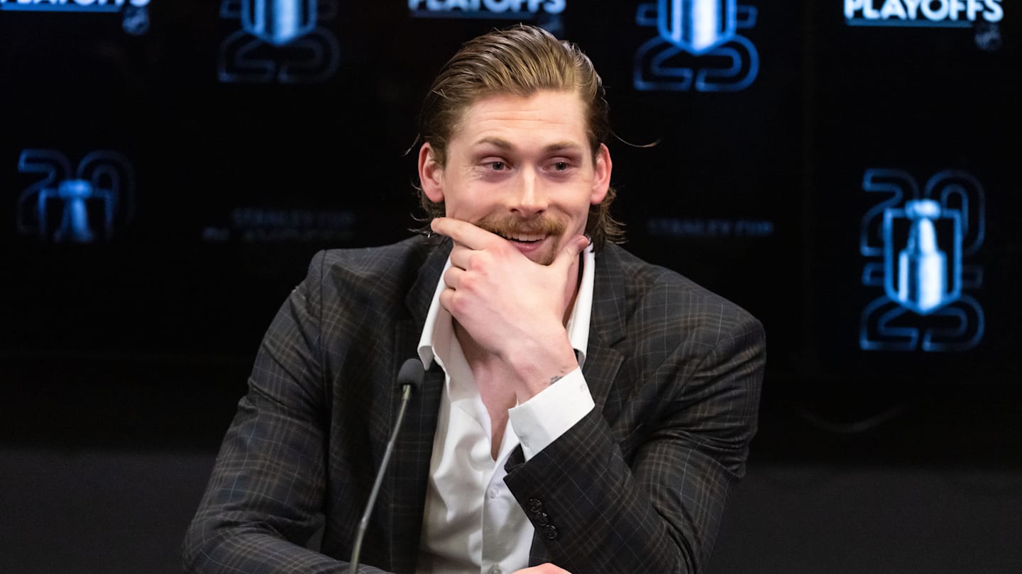 Simon Benoit should bring all the truculence for Leafs this season