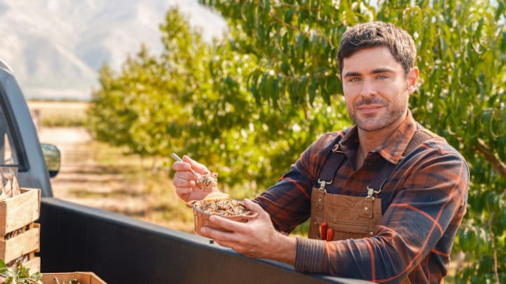 Kodiak's Chief Brand Officer, Zac Efron, introduces new Apple Brown Sugar Pecan Oatmeal