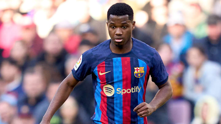 Ansu Fati sería titular este lunes ante el Girona