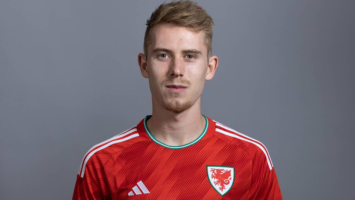 Leicester fans predict second international signing amid loan news