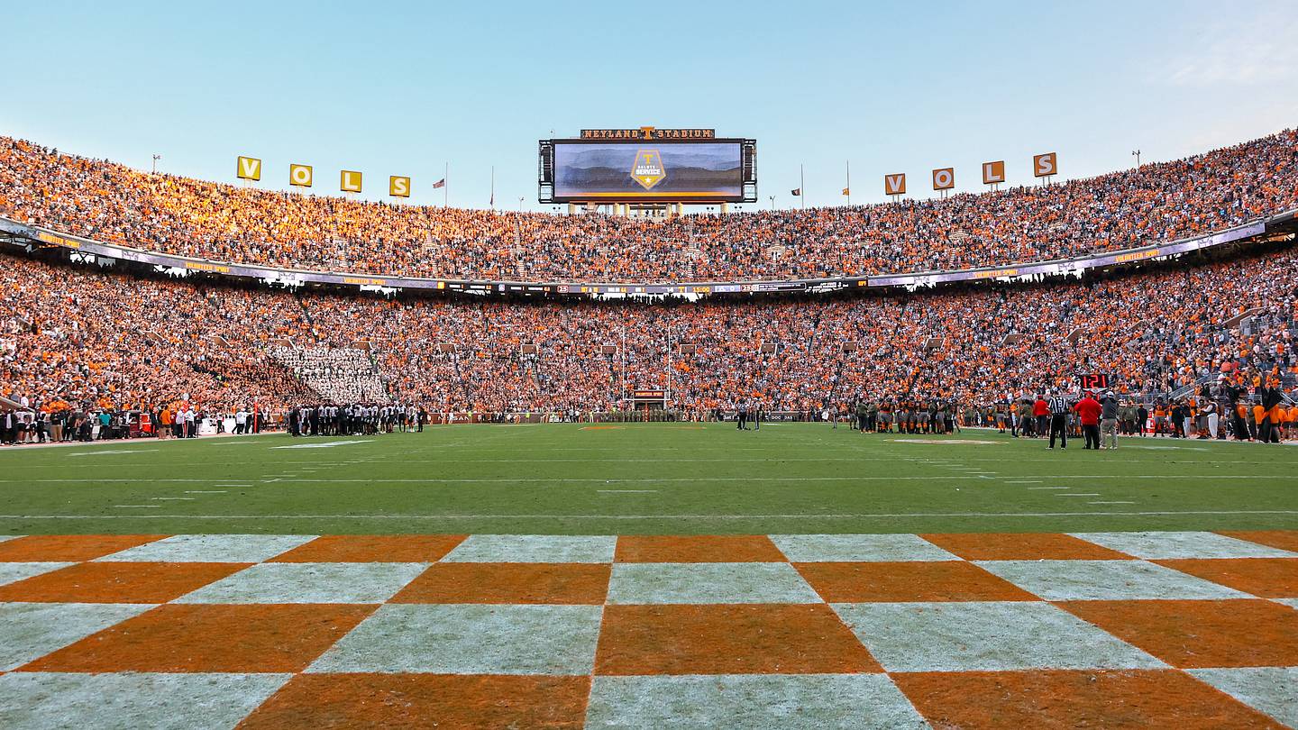 Why Auburn's return to Rocky Top triggered one of Tennessee's few major sellouts this season