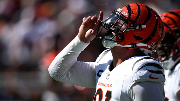Cincinnati Bengals defensive end Trey Hendrickson (91) celebrates a sack in the fourth quarter of the NFL Week 1 game between the Cleveland Browns and the Cincinnati Bengals at Huntington Bank Field in Cleveland on Sunday, Sept. 7, 2025. The Bengals begin the season with a 17-16 win over the Browns.