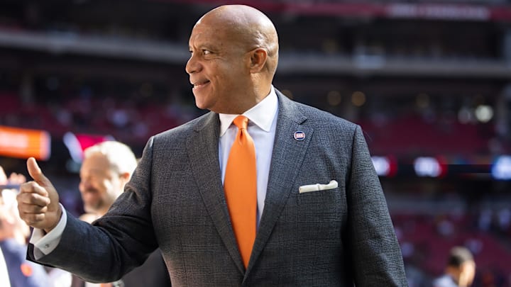 Bears president Kevin Warren appreciates the Illinois legislative efforts for a new stadium at Arlington Heights, but how long can the team wait? Bears president Kevin Warren appreciates the Illinois legislative efforts for a new stadium at Arlington Heights, but how long can the team wait?