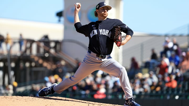 New York Yankees pitcher Paul Blackburn. New York Yankees pitcher Paul Blackburn.