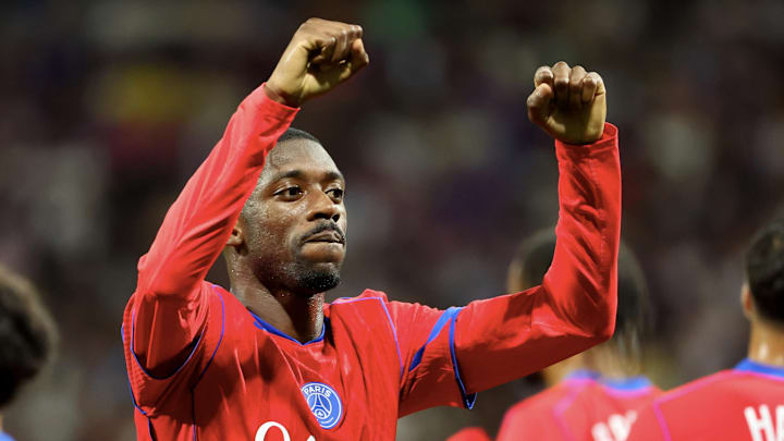 Atacante Dembélé é um dos astros do PSG Atacante Dembélé é um dos astros do PSG