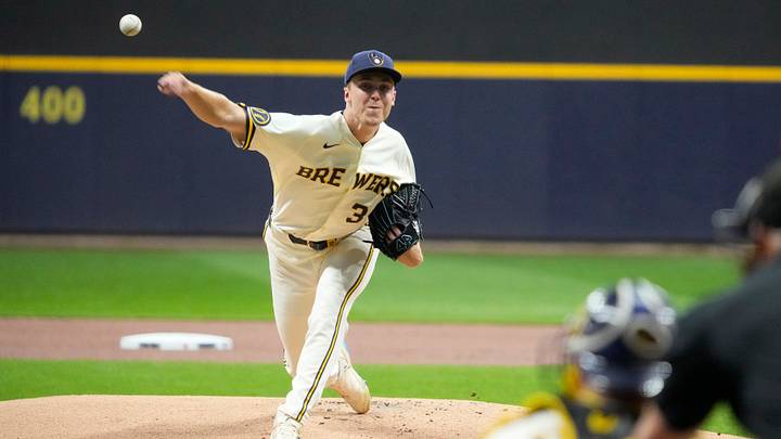 Sep 8, 2026; Milwaukee, Wisconsin, USA; Milwaukee Brewers pitcher Jacob Misiorowski (32) delivers a pitch against the Chicago Cubs in the first inning at American Family Field. Mandatory Credit: Michael McLoone-Imagn Images Sep 8, 2026; Milwaukee, Wisconsin, USA; Milwaukee Brewers pitcher Jacob Misiorowski (32) delivers a pitch against the Chicago Cubs in the first inning at American Family Field. Mandatory Credit: Michael McLoone-Imagn Images