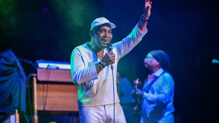 Frankie Beverly & Maze, Philadelphia Eagles news