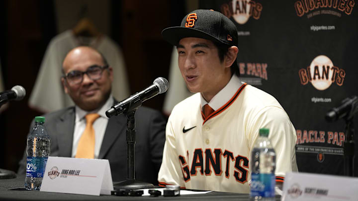 San Francisco Giants Introduce Jung Hoo Lee