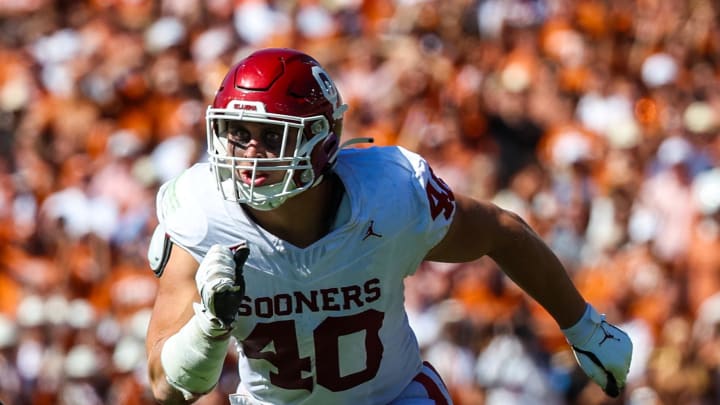 Oct 7, 2023; Dallas, Texas, USA; Oklahoma Sooners defensive lineman Ethan Downs (40) during the game against the Texas Longhorns at the Cotton Bowl. Mandatory Credit: Kevin Jairaj-USA TODAY Sports Oct 7, 2023; Dallas, Texas, USA; Oklahoma Sooners defensive lineman Ethan Downs (40) during the game against the Texas Longhorns at the Cotton Bowl. Mandatory Credit: Kevin Jairaj-USA TODAY Sports