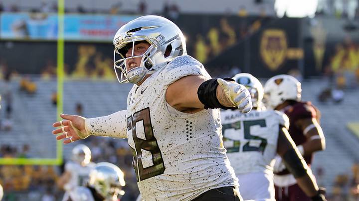 Nov 18, 2023; Tempe, Arizona, USA; Oregon Ducks offensive lineman Jackson Powers-Johnson (58)