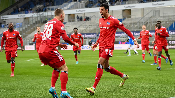 Robert Glatzel bejubelt seine Treffer