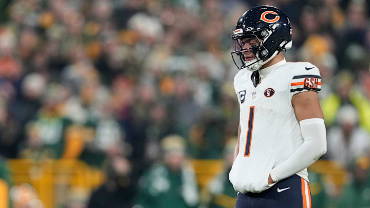 Chicago Bears v Green Bay Packers