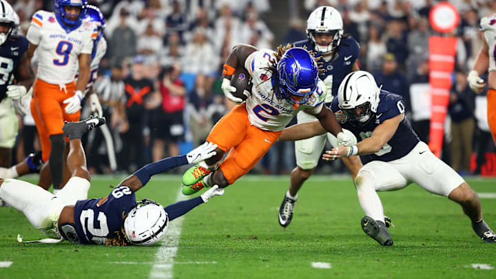 Boise State Broncos running back Ashton Jeanty (2)