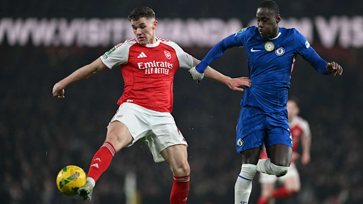 Times se enfrentam no Emirates Stadium