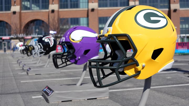 Feb 28, 2025; Indianapolis, IN, USA; Green Bay Packers and Minnesota Vikings helmets at the 2025 NFL Scouting Combine Experience at Lucas Oil Stadium. Mandatory Credit: Kirby Lee-Imagn Images
