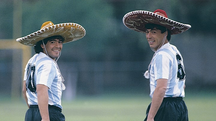 Diego Maradona, Daniel Passarella