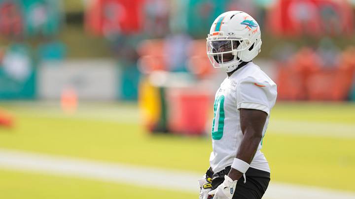 Jul 28, 2025; Miami Gardens, MI, USA; Miami Dolphins wide receiver Tyreek Hill (10) looks on during training camp at Baptist Health Training Complex. Mandatory Credit: Sam Navarro-Imagn Images Jul 28, 2025; Miami Gardens, MI, USA; Miami Dolphins wide receiver Tyreek Hill (10) looks on during training camp at Baptist Health Training Complex. Mandatory Credit: Sam Navarro-Imagn Images