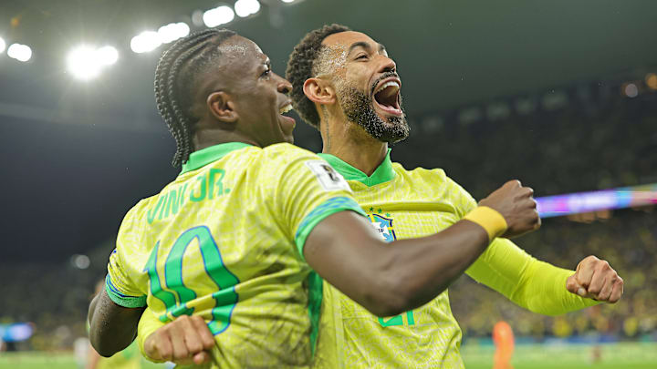 Vinícius Júnior (left) and Matheus Cunha linked up for Brazil's only goal against Paraguay. 
