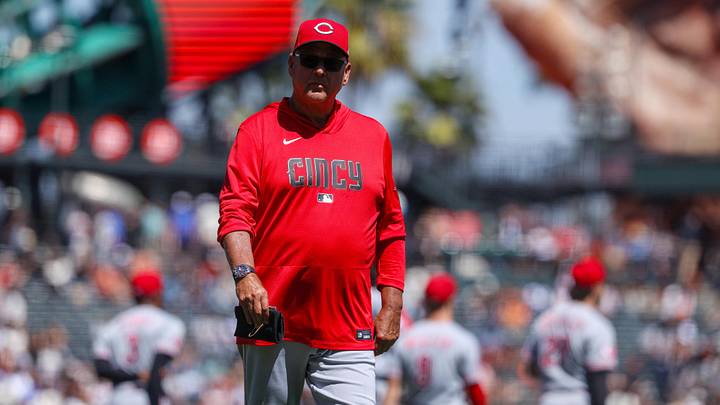 Aug 26, 2026; San Francisco, California, USA;  Cincinnati Reds manager Terry Francona (77) walks back to the dugout after a pitching change during the fifth inning against the San Francisco Giants at Oracle Park.  Mandatory Credit: Sergio Estrada-Imagn Images