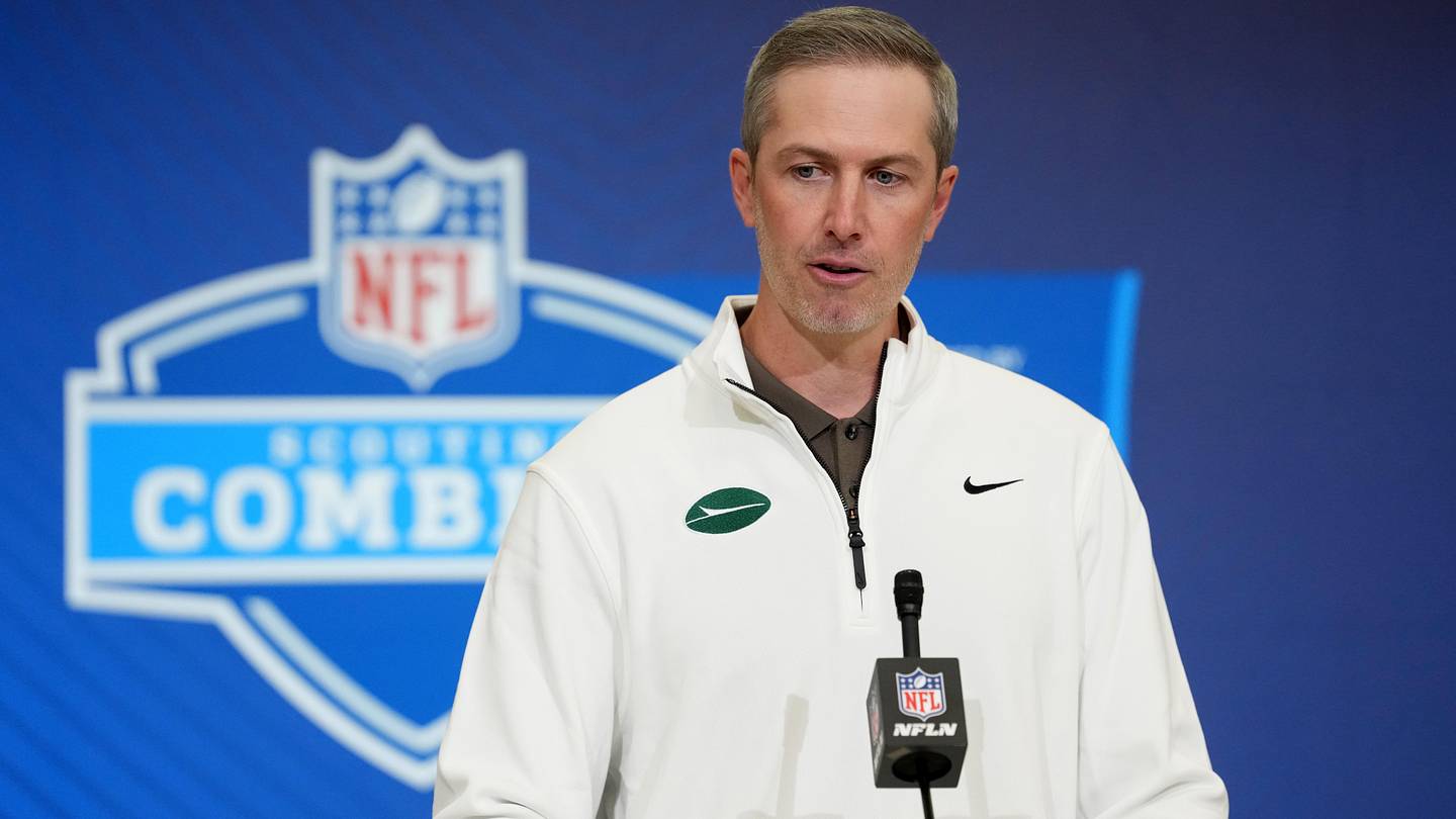 3 Realistic Jets Trade Targets in June, Including Perfect QB